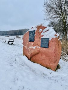 Eine Kreuzwegstation im Winter